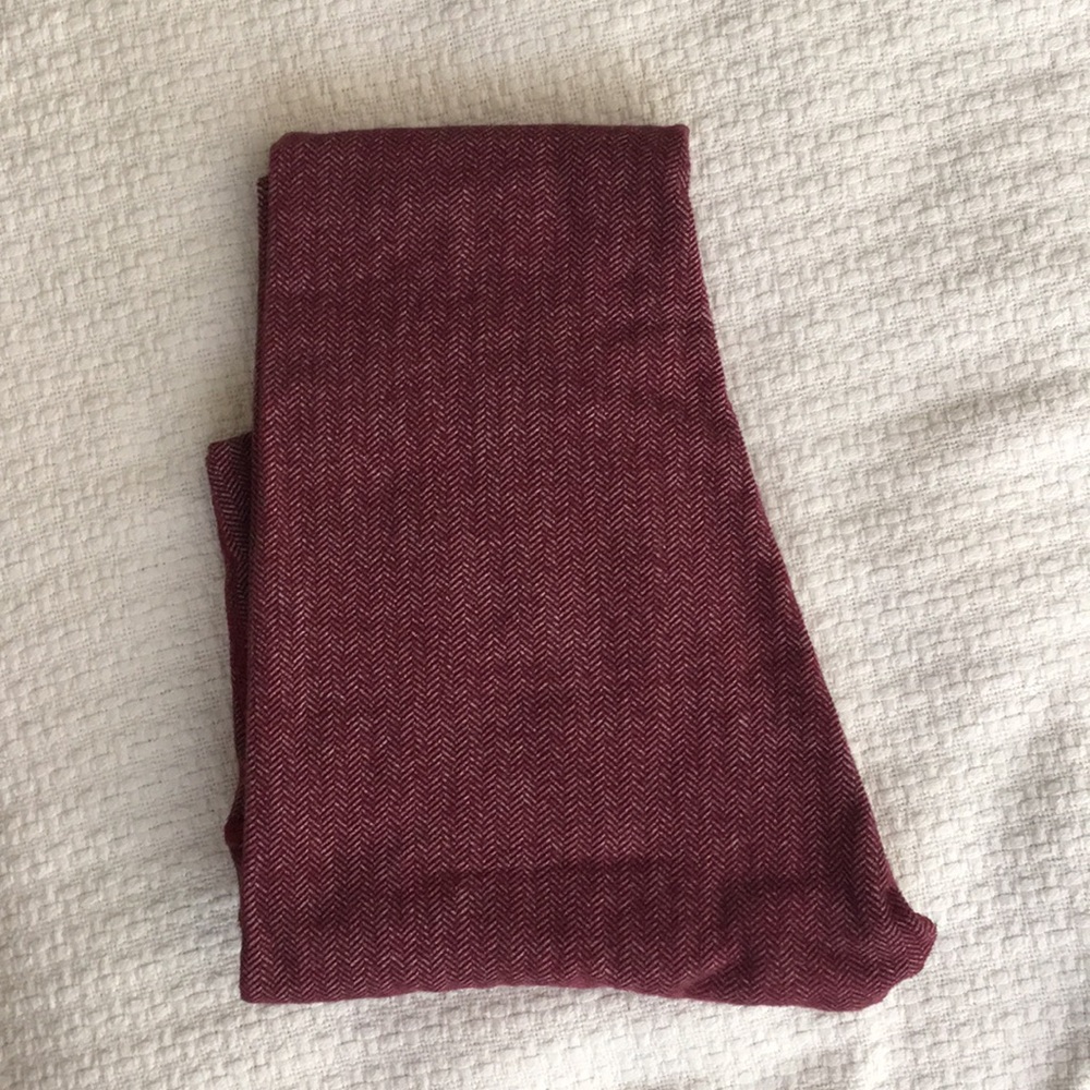 Lululemon Heather Herringbone (Berry) 4